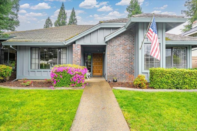 12001 Prospect Hill Dr, Gold River, CA 95670