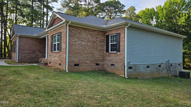 4609 Ten-ten Road, Apex, NC 27539