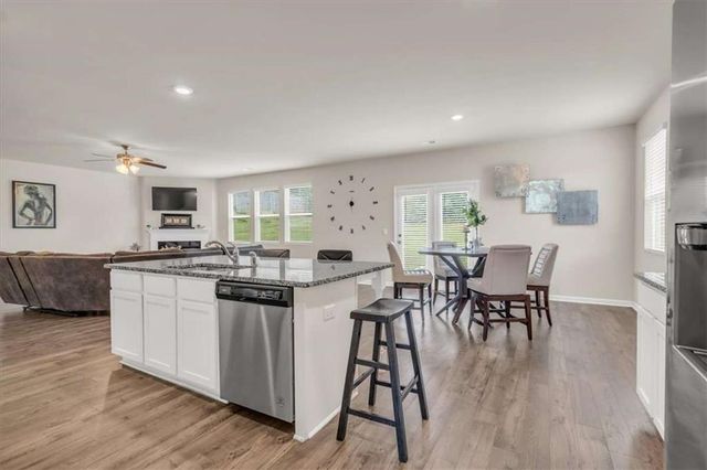 4323 Cannon Walk, Ellenwood, GA 30294