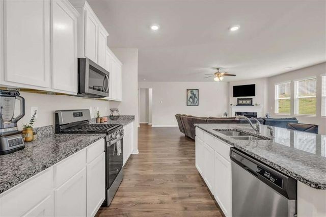 4323 Cannon Walk, Ellenwood, GA 30294