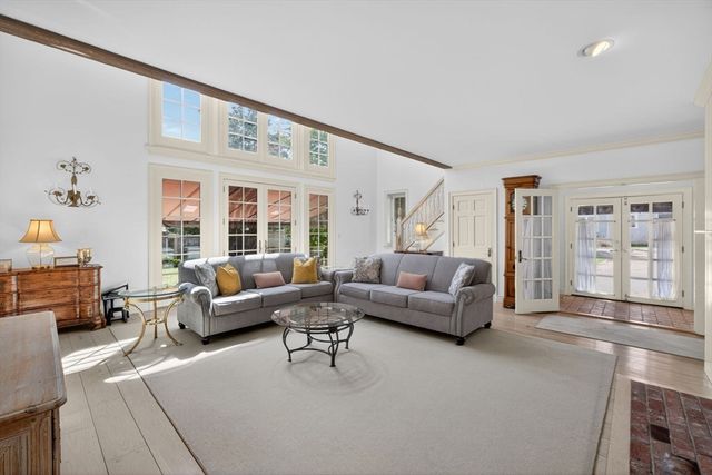 12 Cockachoiset Lane, Barnstable, MA 02655