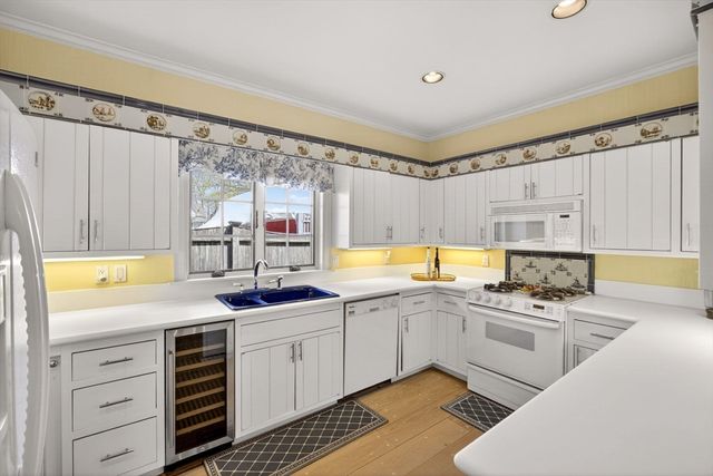 12 Cockachoiset Lane, Barnstable, MA 02655