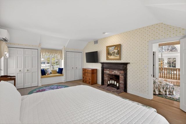 12 Cockachoiset Lane, Barnstable, MA 02655