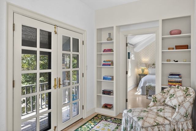 12 Cockachoiset Lane, Barnstable, MA 02655