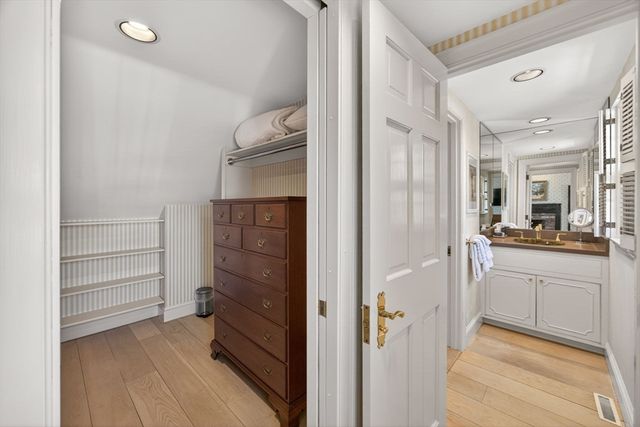 12 Cockachoiset Lane, Barnstable, MA 02655