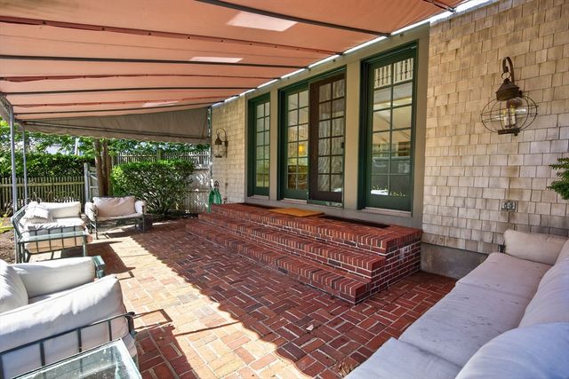 12 Cockachoiset Lane, Barnstable, MA 02655