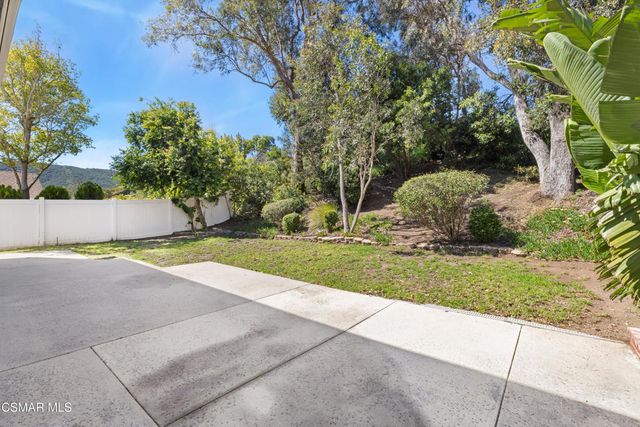 317 N Los Vientos Drive, Newbury Park, CA 91320