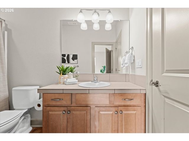 10899 Sw BARBER St, Wilsonville, OR 97070