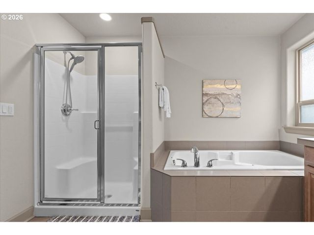 10899 Sw BARBER St, Wilsonville, OR 97070