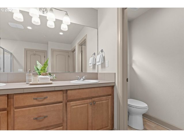 10899 Sw BARBER St, Wilsonville, OR 97070