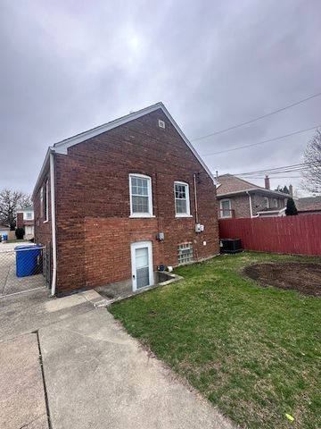 5120 W 64th Street, Chicago, IL 60638