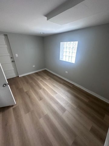 5120 W 64th Street, Chicago, IL 60638
