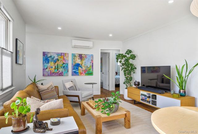 117 Dutch Street, Montrose, NY 10548