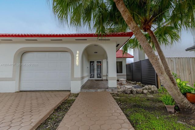 14452 SW 115th St, Miami, FL 33186