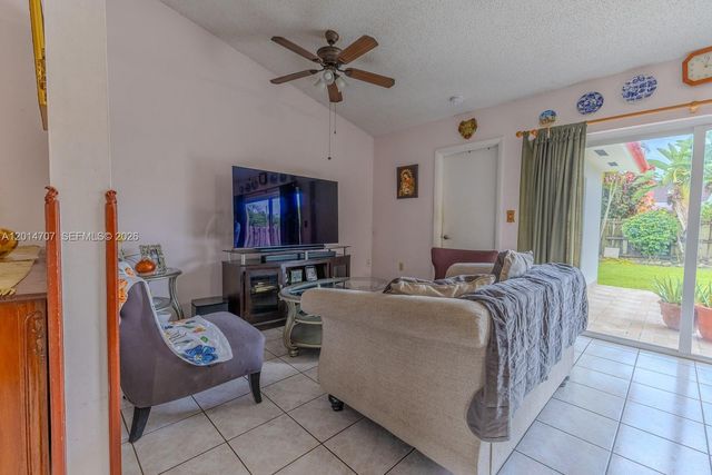 14452 SW 115th St, Miami, FL 33186