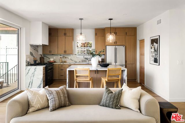 1622 Donaldson Street, Los Angeles, CA 90026