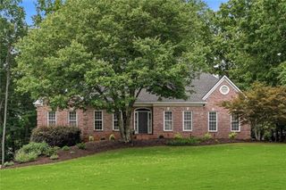 1095 Laurian Park Drive, Roswell, GA 30075