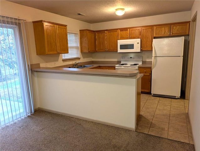 1230 Helen Court, Eudora, KS 66025