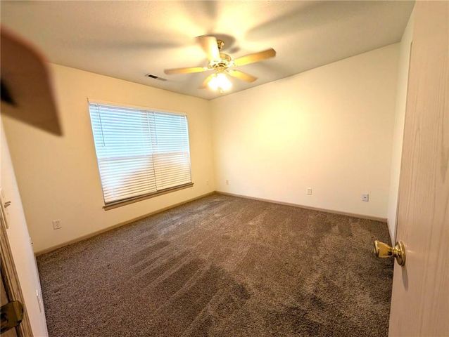 1230 Helen Court, Eudora, KS 66025