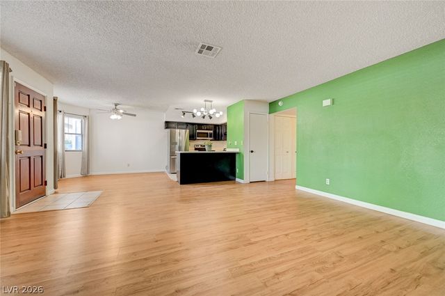 1101 Falconhead Lane 101, Las Vegas, NV 89128