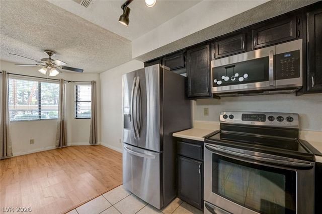 1101 Falconhead Lane 101, Las Vegas, NV 89128
