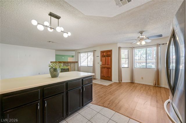 1101 Falconhead Lane 101, Las Vegas, NV 89128