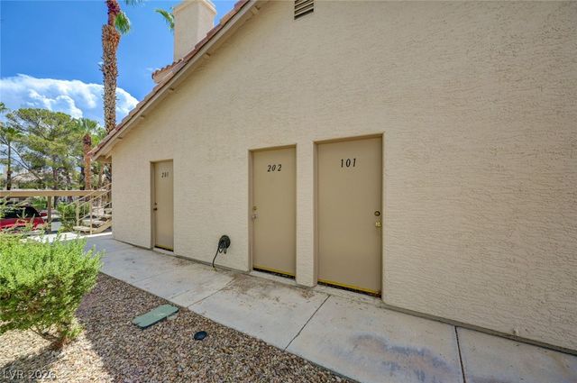 1101 Falconhead Lane 101, Las Vegas, NV 89128