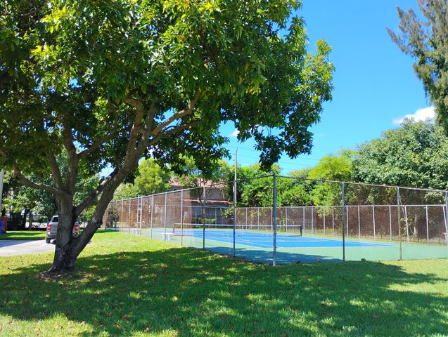 2930 W Missionwood Lane, Miramar, FL 33025
