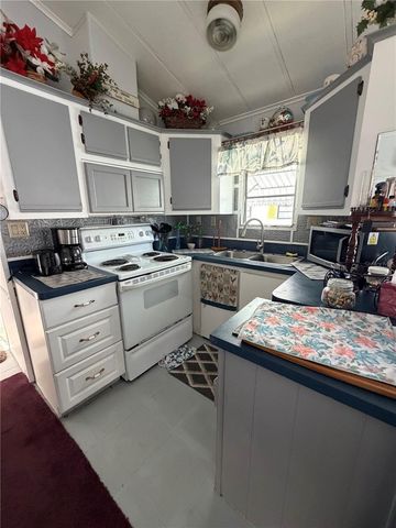 158 BROOKSHIRE DRIVE, Nokomis, FL 34275