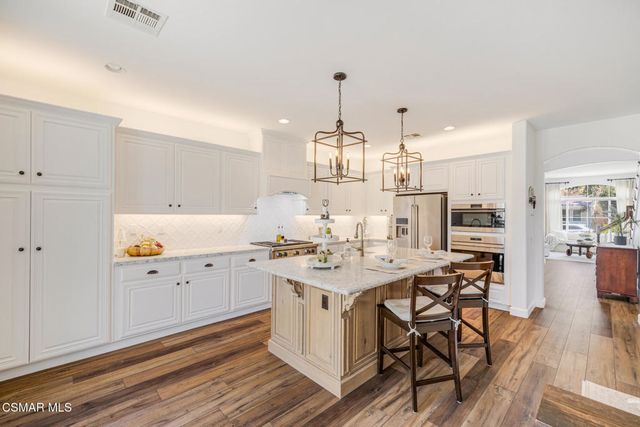 14451 Laurel Lane, Moorpark, CA 93021
