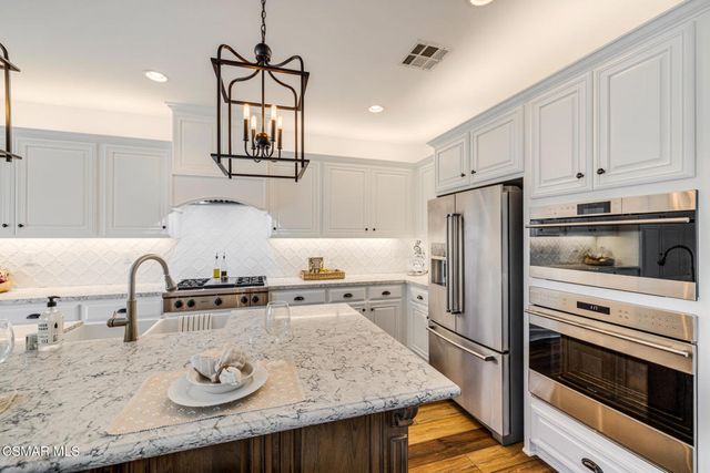 14451 Laurel Lane, Moorpark, CA 93021