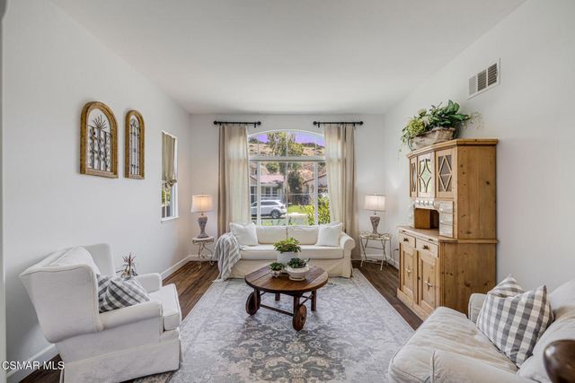 14451 Laurel Lane, Moorpark, CA 93021