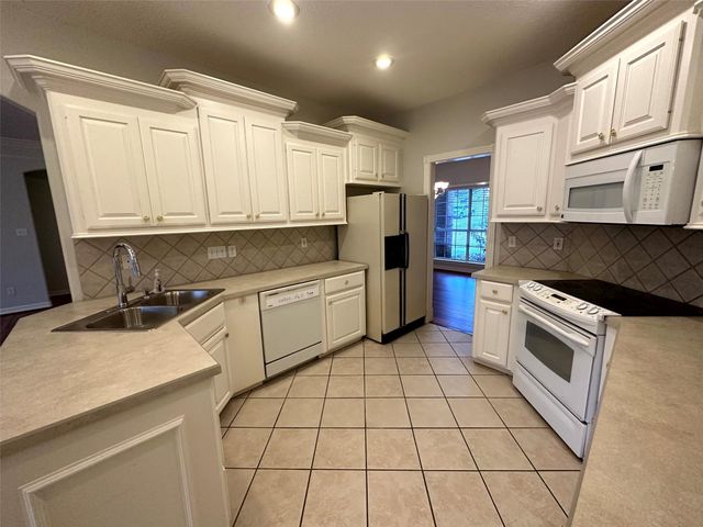 12629 Capricornus Drive, Willis, TX 77318