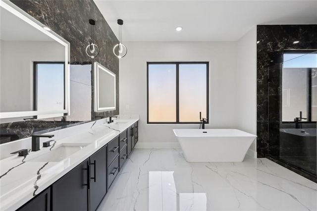 177 Deer Canyon Drive, Auburn, GA 30011