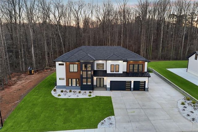 177 Deer Canyon Drive, Auburn, GA 30011