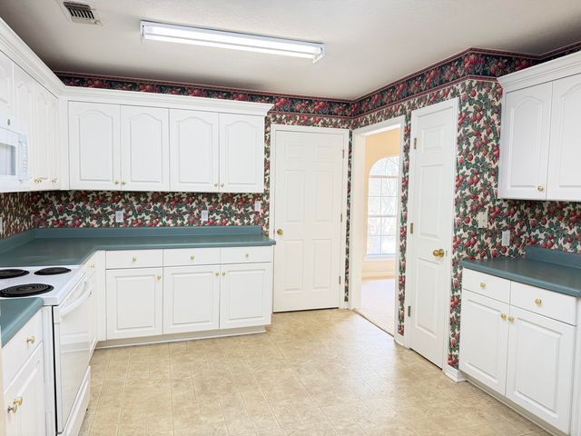 306 Beaver Lake Rd., Purvis, MS 39475