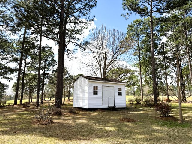 306 Beaver Lake Rd., Purvis, MS 39475