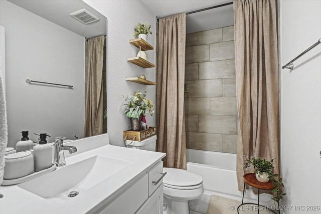 3131 W Yuma Court S, Broken Arrow, OK 74011