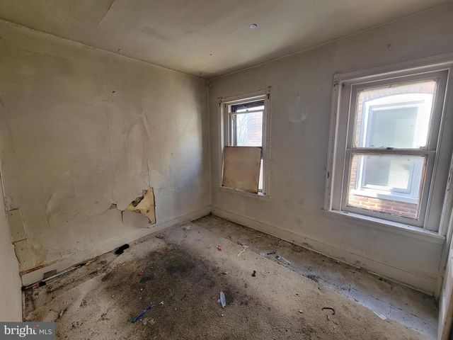 2611 W 6TH ST, Chester, PA 19013