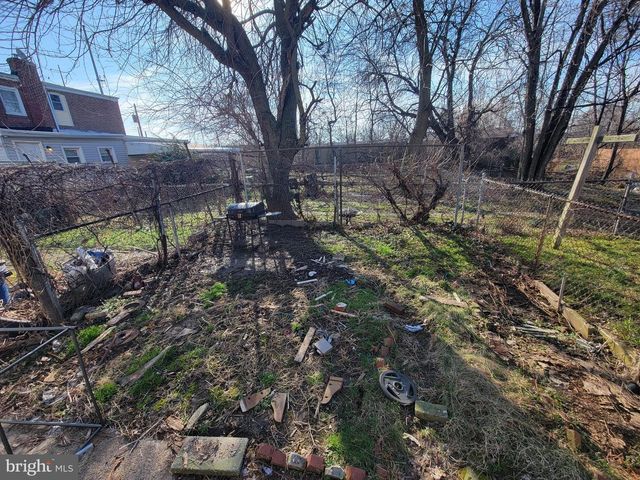 2611 W 6TH ST, Chester, PA 19013