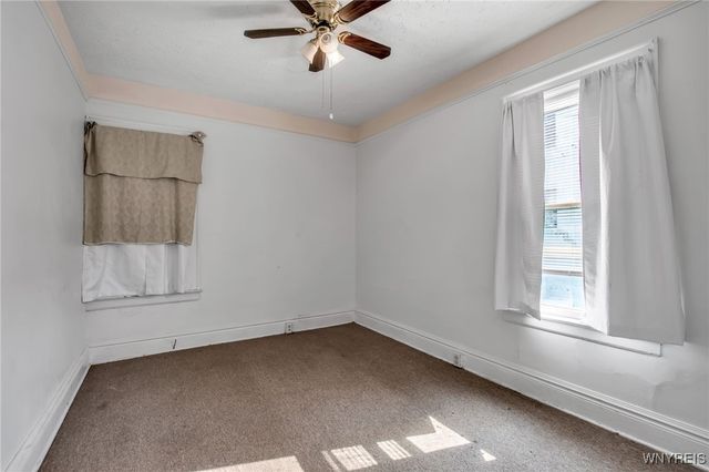 563 Tronolone Place, Niagara Falls, NY 14301