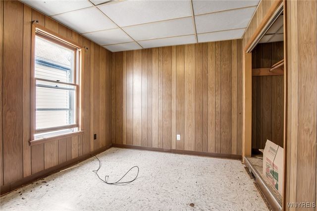 563 Tronolone Place, Niagara Falls, NY 14301