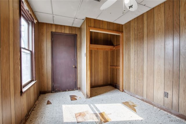 563 Tronolone Place, Niagara Falls, NY 14301