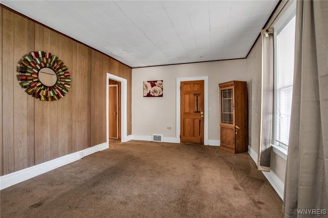 563 Tronolone Place, Niagara Falls, NY 14301