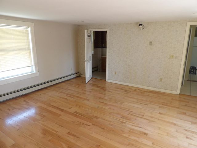 25 Downing Street, Concord, NH 03301