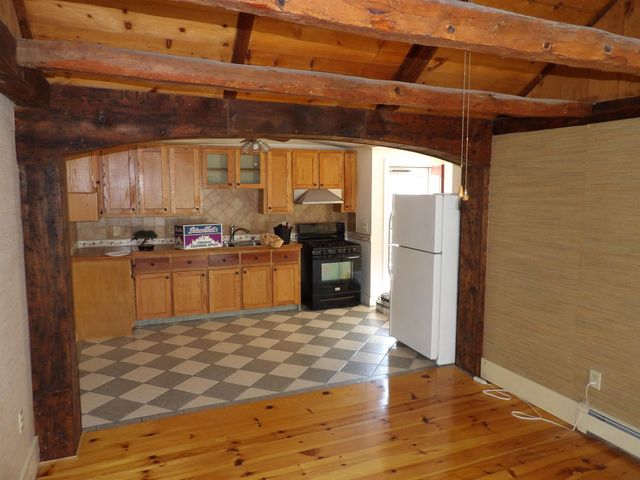 25 Downing Street, Concord, NH 03301