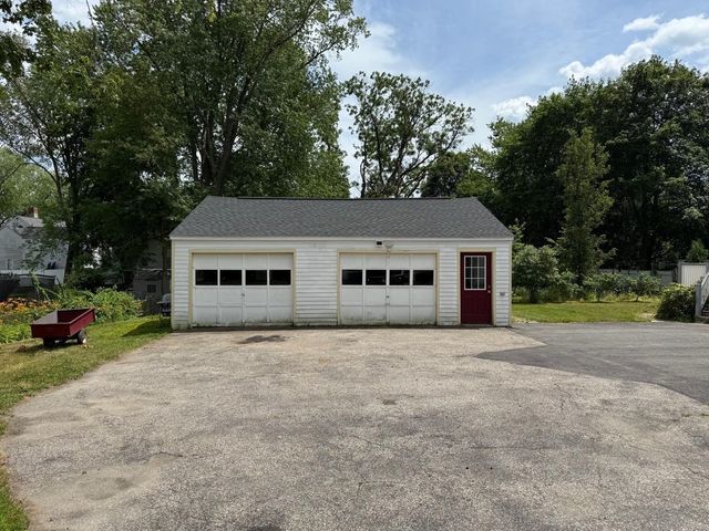 25 Downing Street, Concord, NH 03301