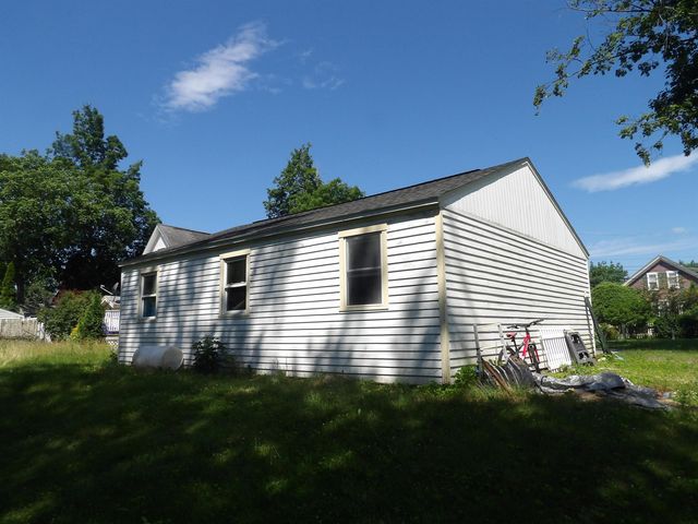 25 Downing Street, Concord, NH 03301