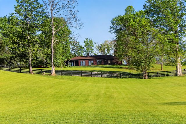1199 Fort Bramlett Road, Nicholasville, KY 40356