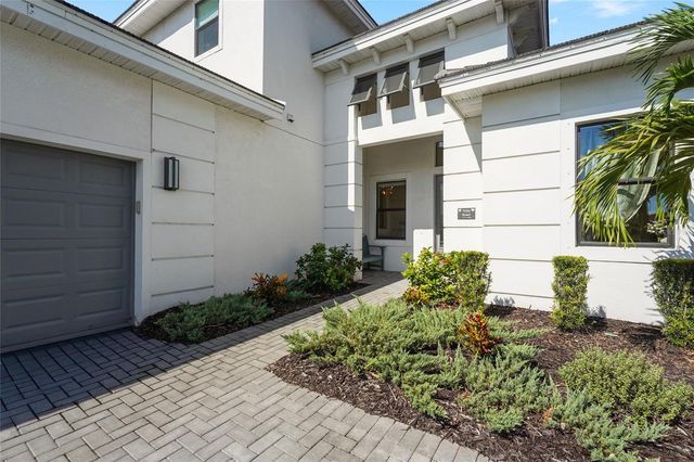 5060 KIVA CIRCLE, Bradenton, FL 34211